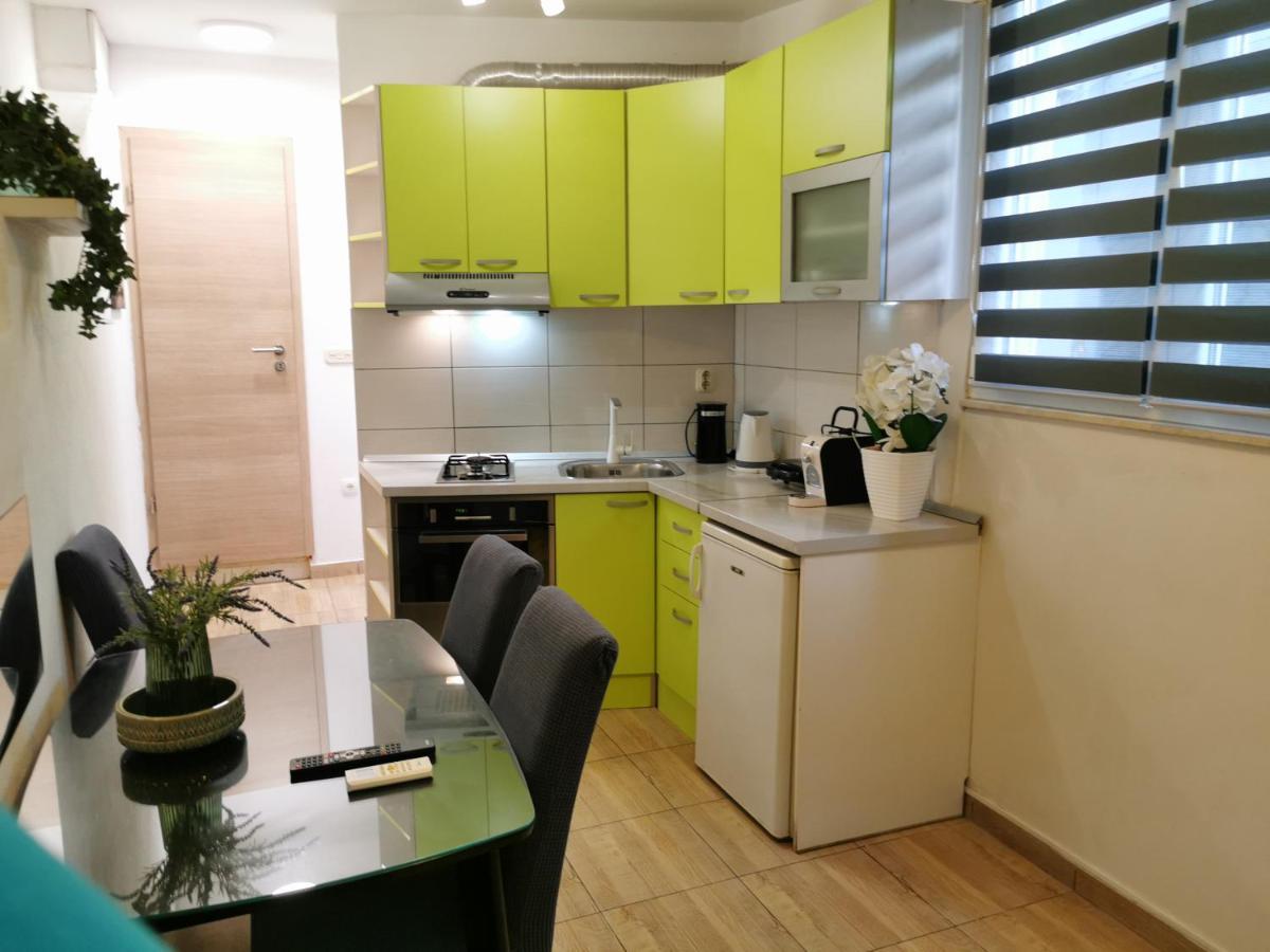 Jale Apartment Split Exteriör bild