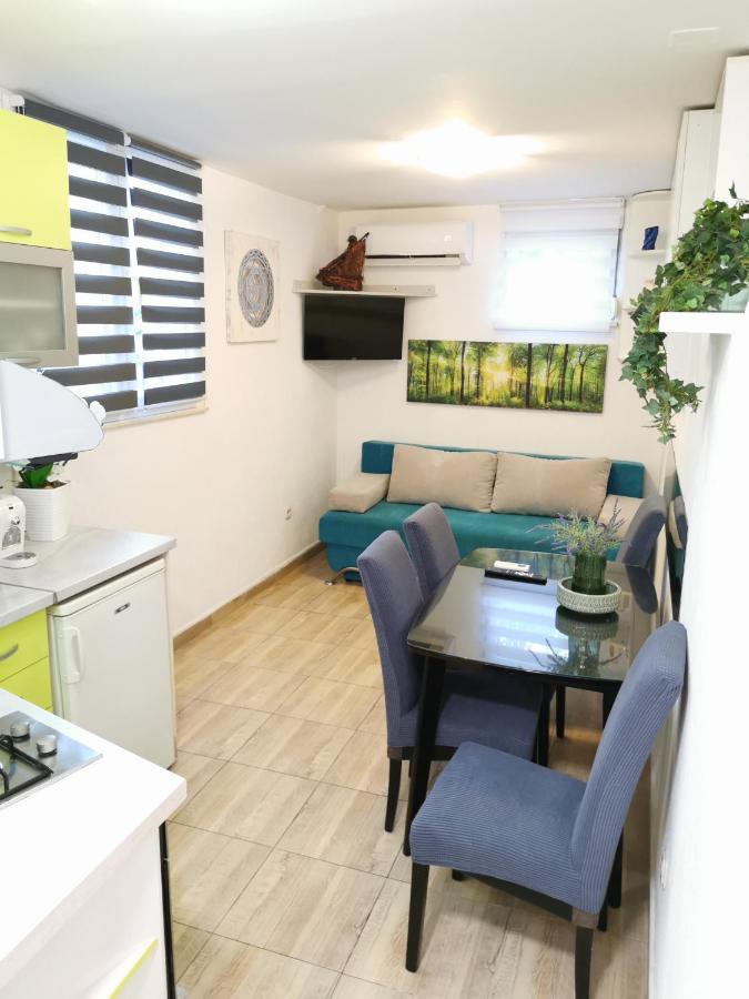 Jale Apartment Split Exteriör bild