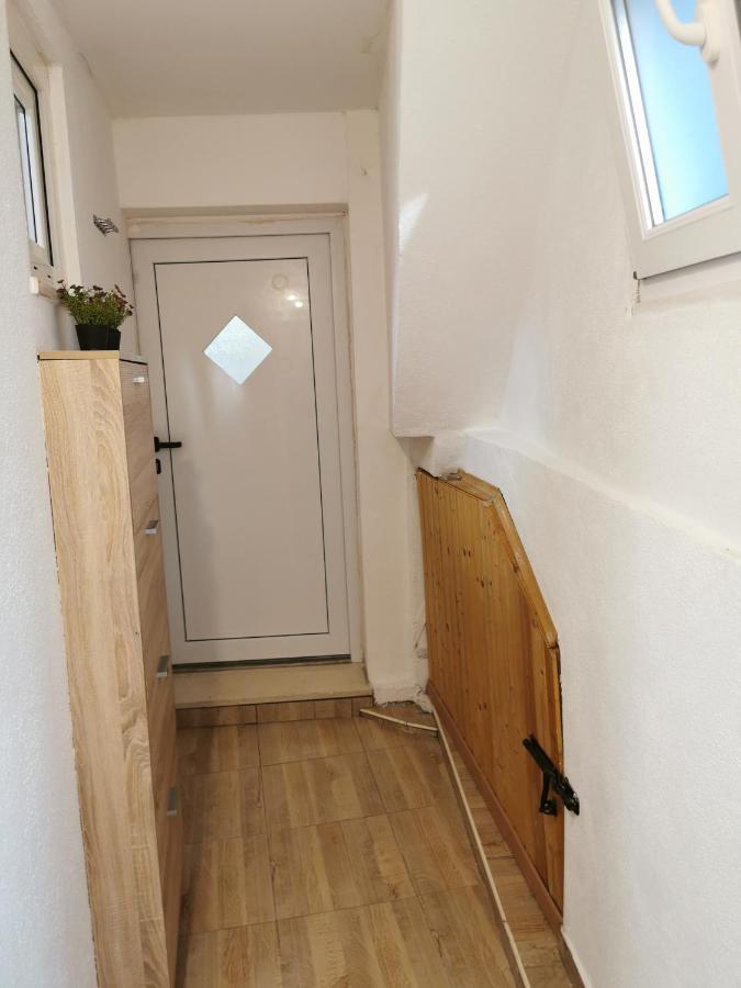 Jale Apartment Split Exteriör bild